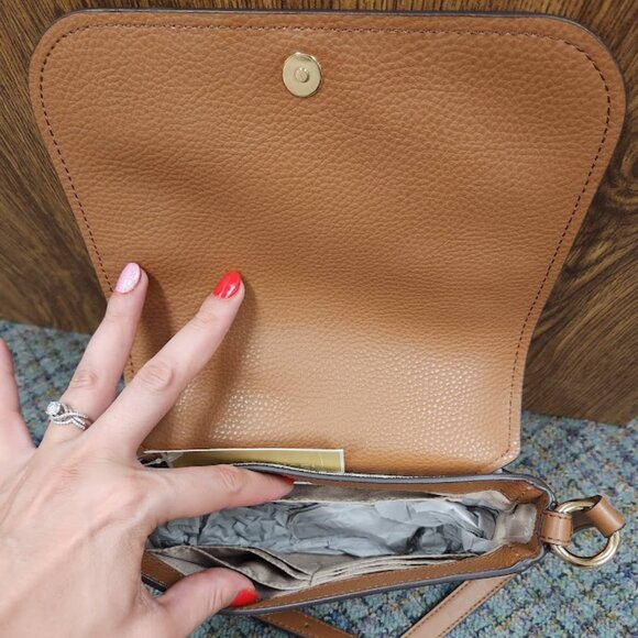 Michael Kors White Handbag Purse - Picture 2 of 4